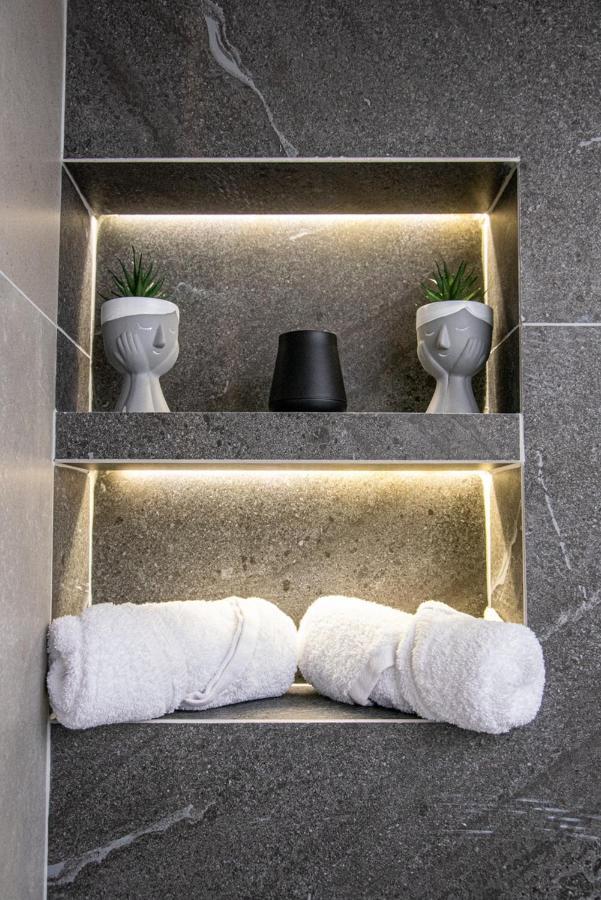 Artzy Petit Apartment Close To The Center 이라클리온 외부 사진